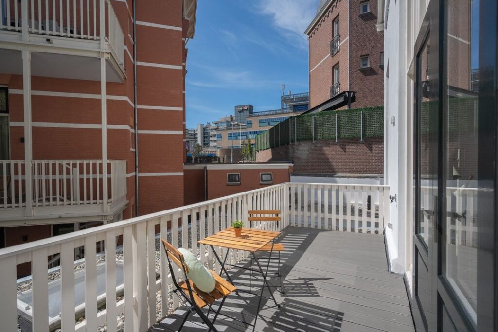 W3sibW9kaWZpZXIiOiJyZXNpemUiLCJ3aWR0aCI6MTI4MCwiaGVpZ2h0Ijo3MjAsImZpdCI6Imluc2lkZSIsInBvc2l0aW9uIjoiY2VudGVyIiwiZ3Jhdml0eSI6IiIsInN0cmF0ZWd5IjoiIiwia2VybmVsIjoiIn1d-2