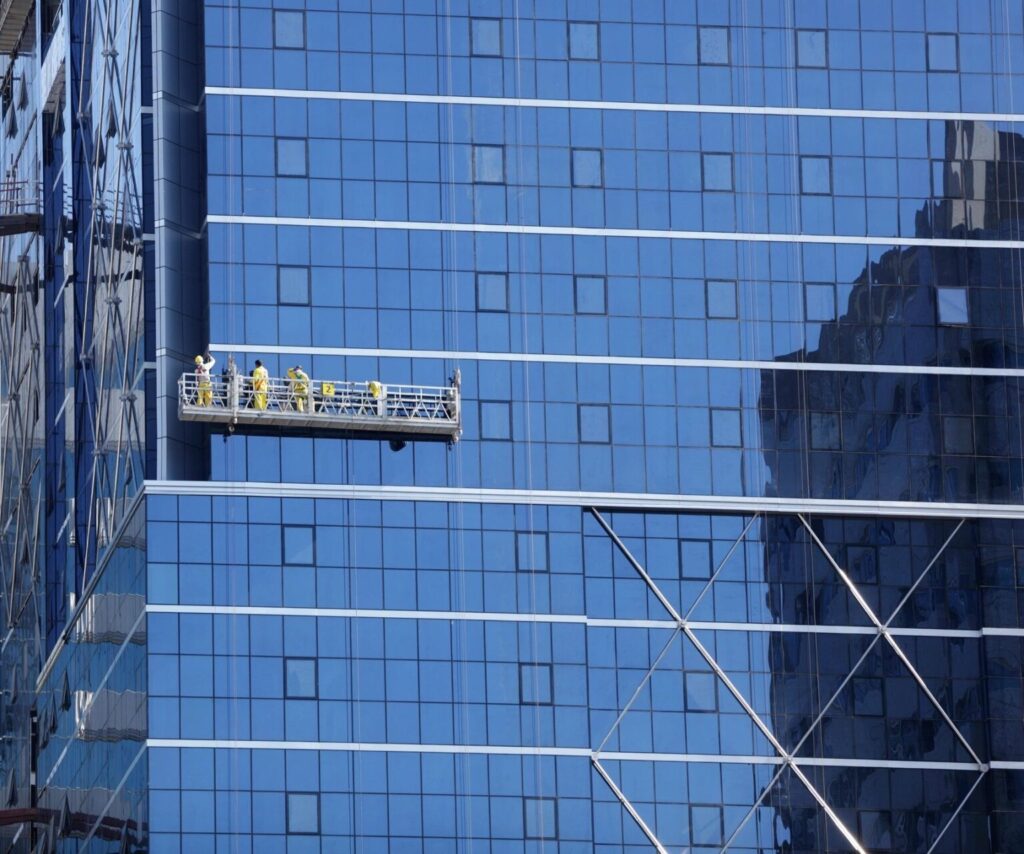 qtq80-R0d4gQ-1536×1281-1