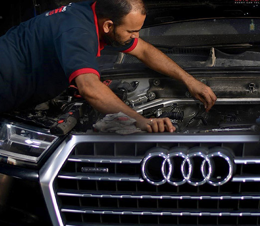 Audi-Repair-Service-Center-in-Dubai